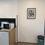 Appartement Magnifique 2 Pièces En Plein Centre Avec Parking *