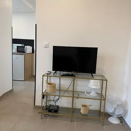 Magnifique 2 Pieces En Plein Centre Avec Parking