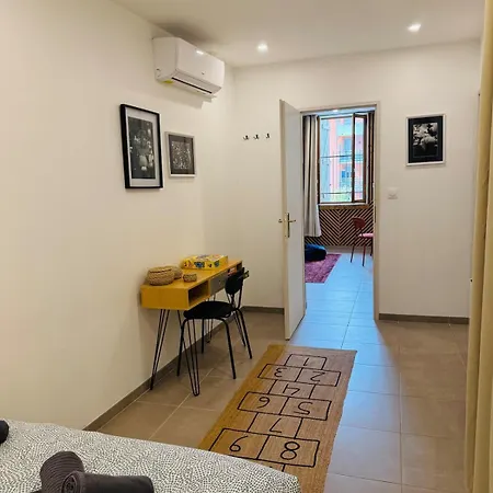 Magnifique 2 Pieces En Plein Centre Avec Parking Appartement