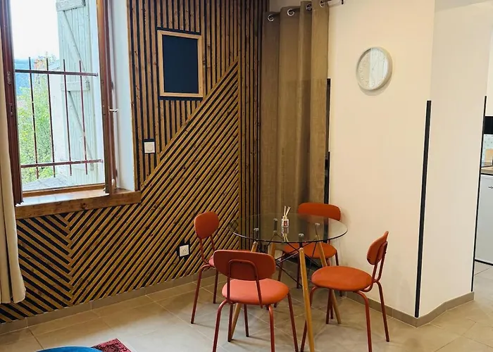 Magnifique 2 Pieces En Plein Centre Avec Parking Aix-les-Bains